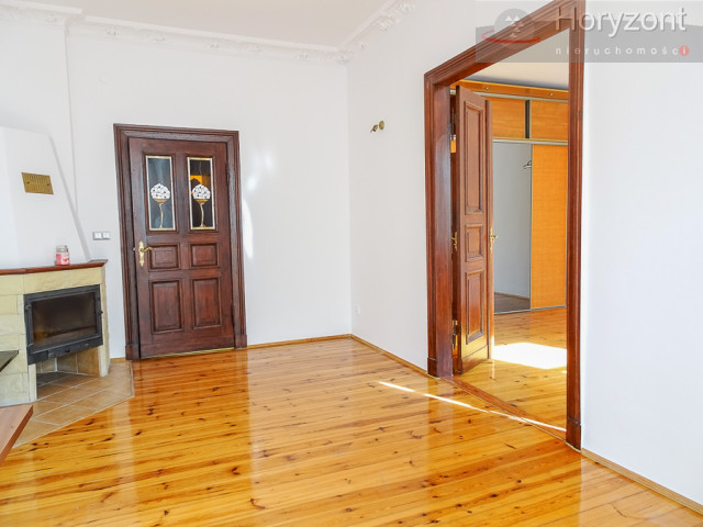Centrum 4 pokojowe, 2 balkony 850000