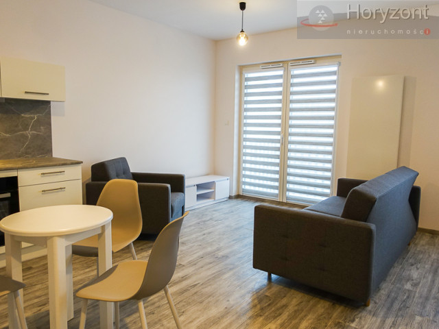 Nowa kawalerka, umeblowana, balkon 2400+275