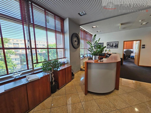 Lokal 277m2, ścisłe Centrum 30zł/1m2 + vat